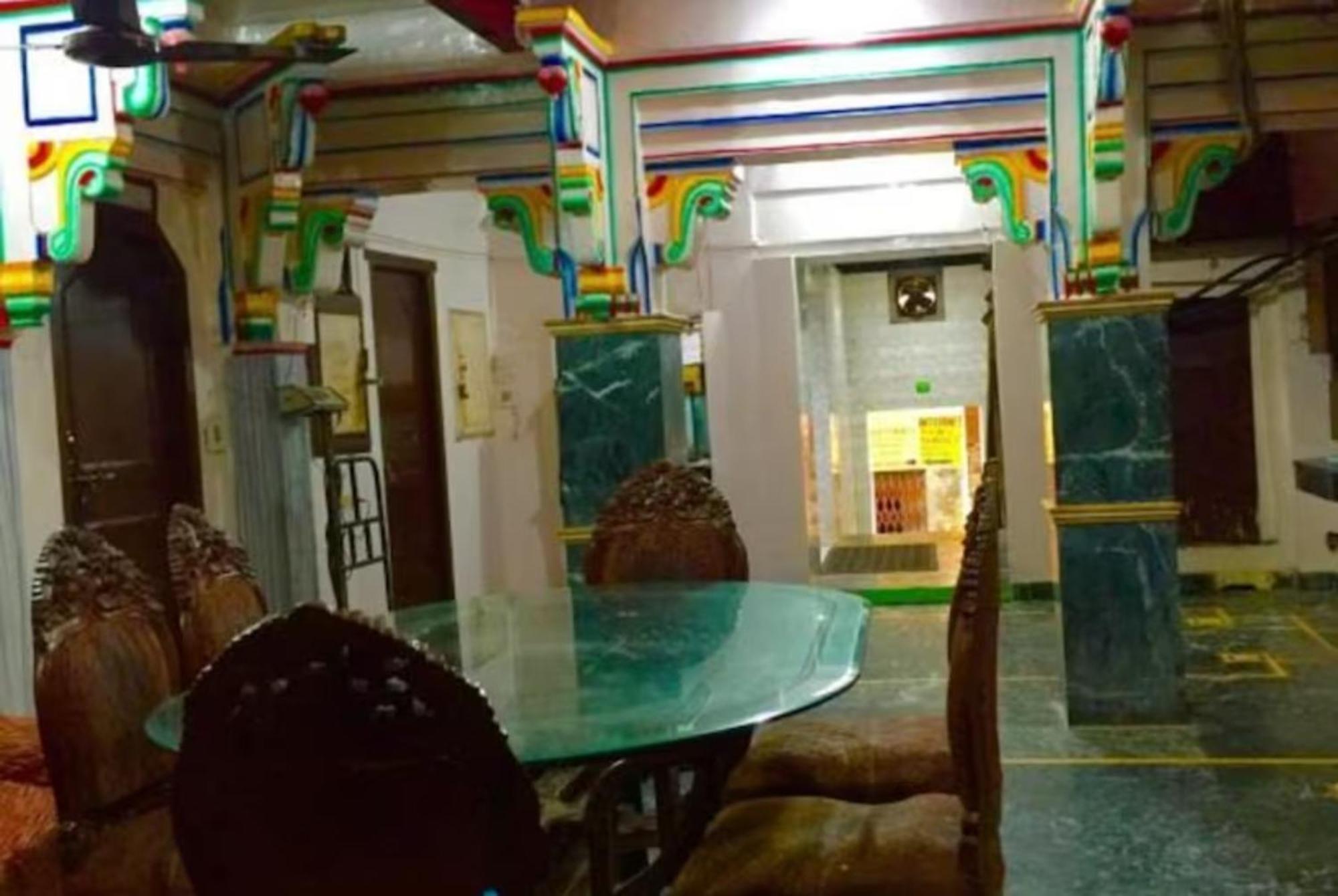 Grg Shanti Guest House Varanasi Near Manikarnika Ghat Dış mekan fotoğraf