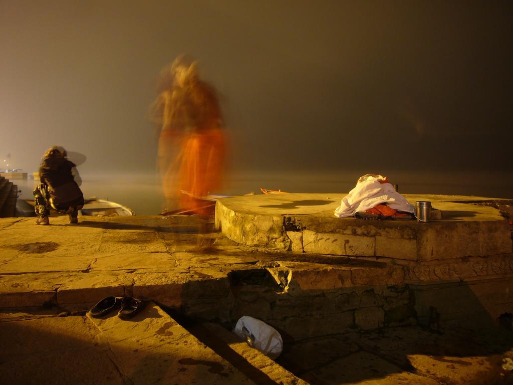 Grg Shanti Guest House Varanasi Near Manikarnika Ghat Dış mekan fotoğraf