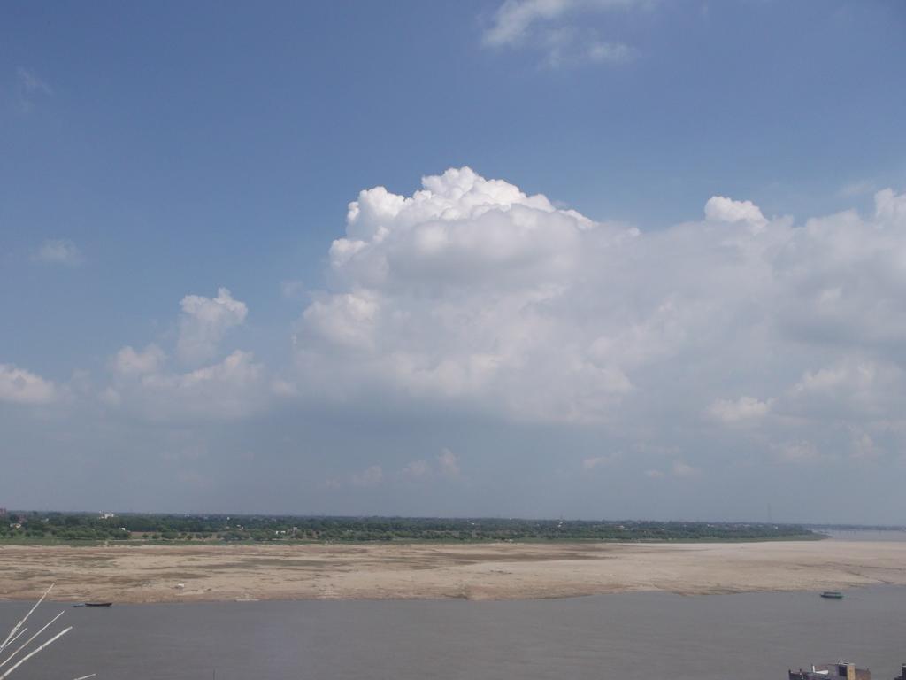 Grg Shanti Guest House Varanasi Near Manikarnika Ghat Dış mekan fotoğraf